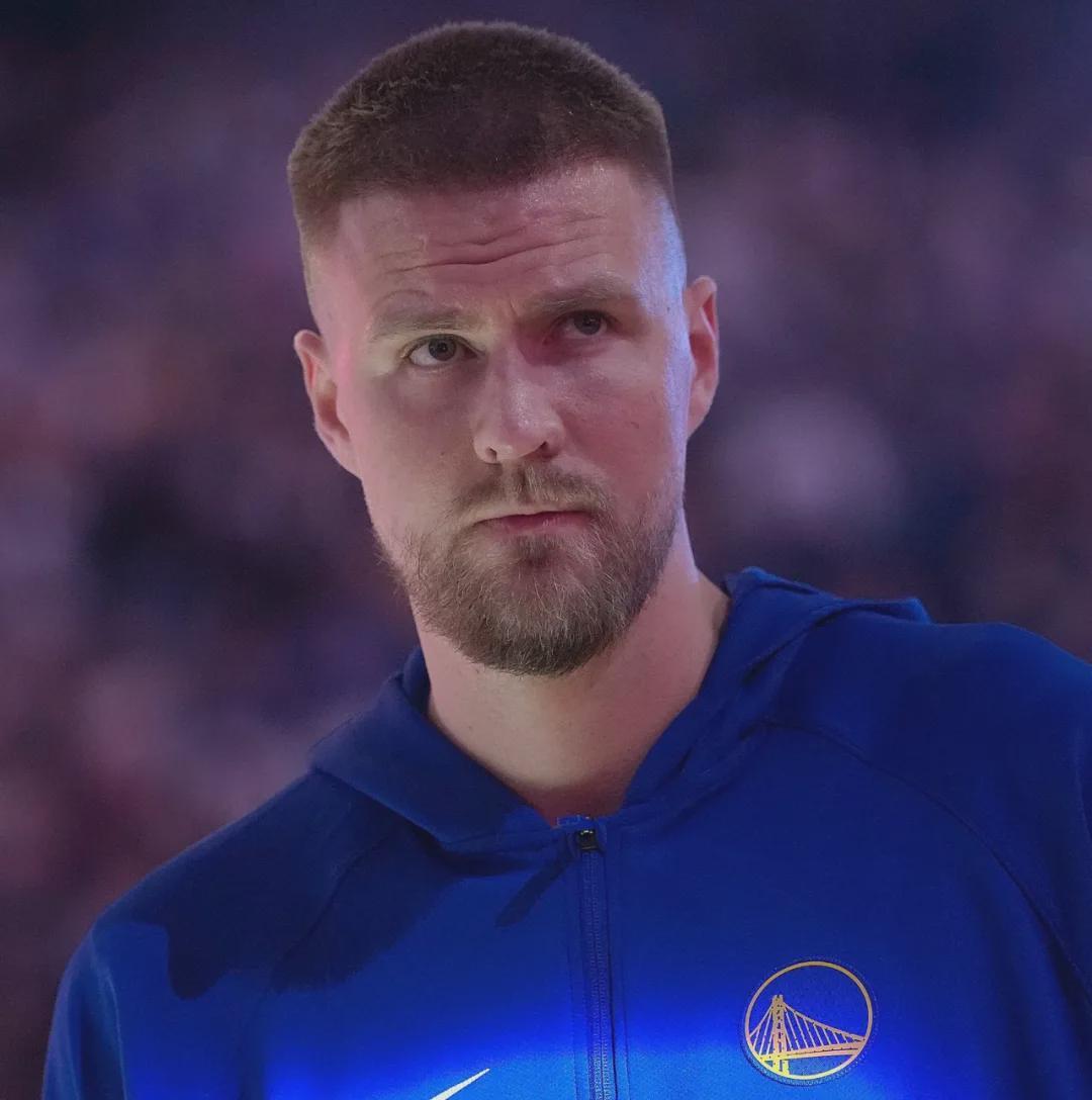 中欧体育-确诊怪病!勇士中锋倒下!2换1交易成了笑话