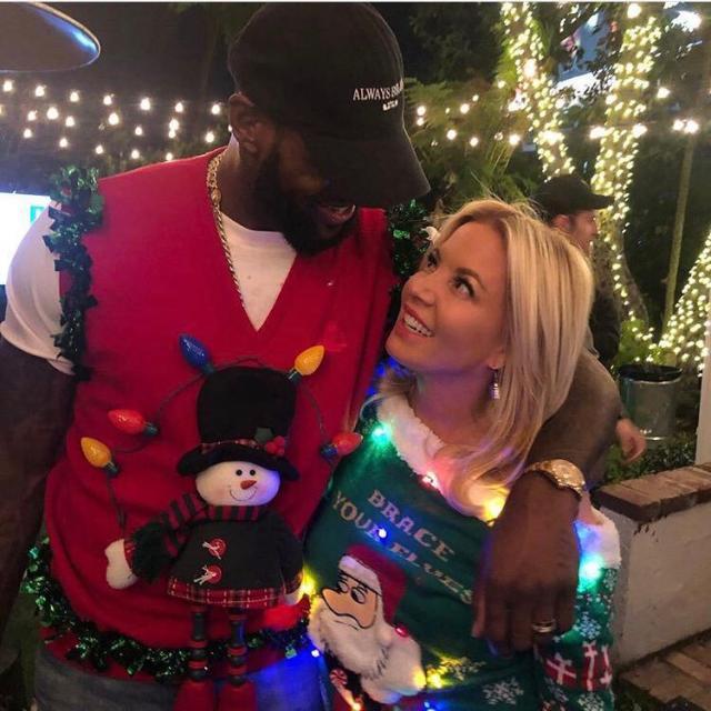 中欧体育平台-【湖人球迷电台】女老板与詹姆斯的饭局助推湖人